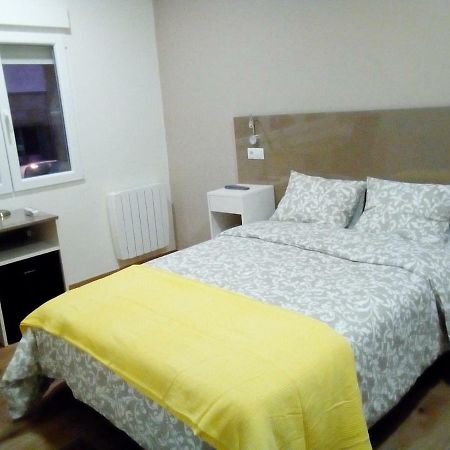 Bed and Breakfast Residencia Compostela 2 Сантьяго-де-Компостела Экстерьер фото