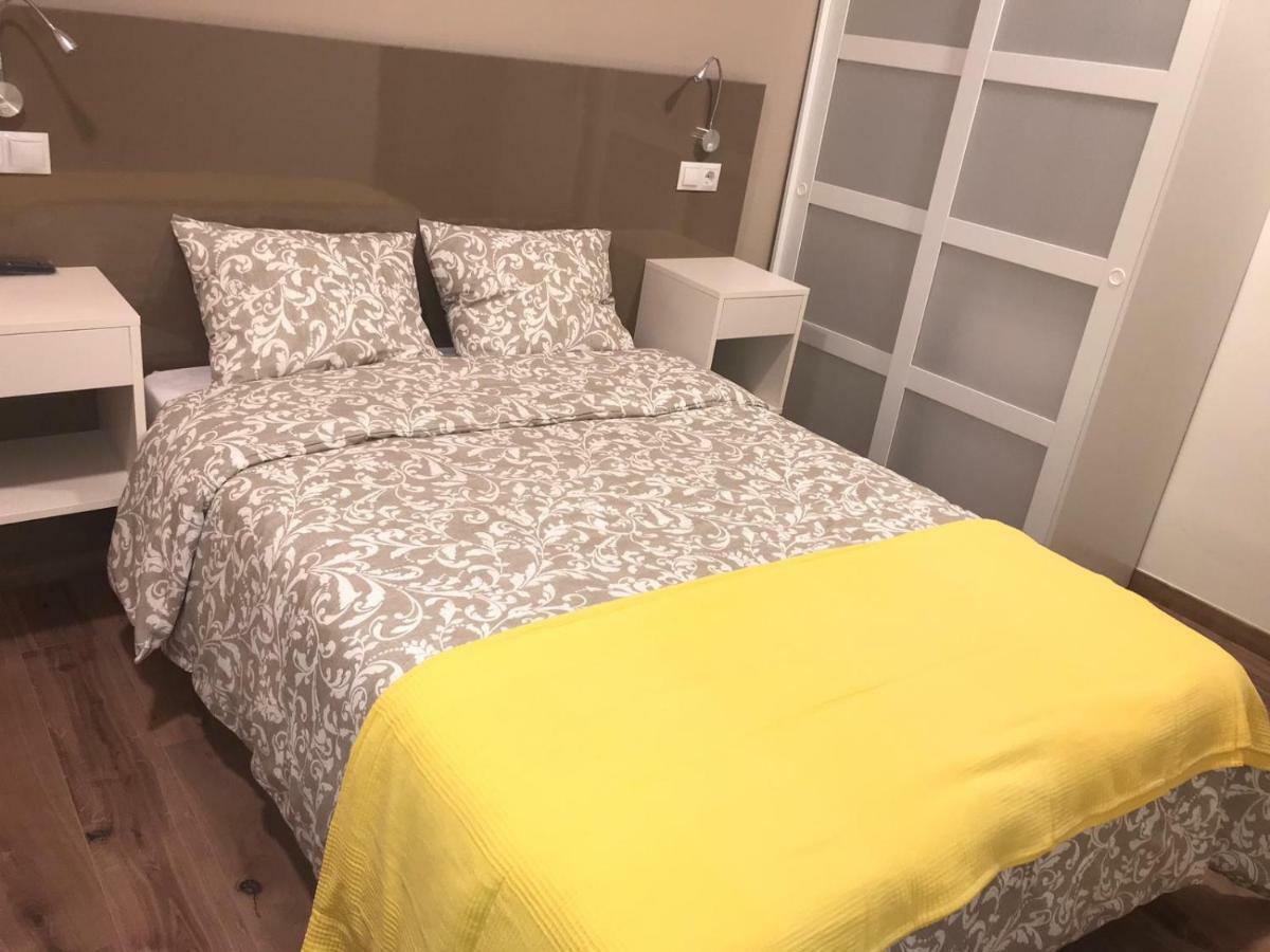 Bed and Breakfast Residencia Compostela 2 Сантьяго-де-Компостела Экстерьер фото