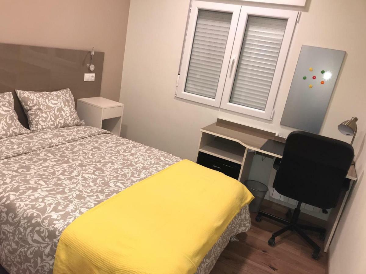 Bed and Breakfast Residencia Compostela 2 Сантьяго-де-Компостела Экстерьер фото